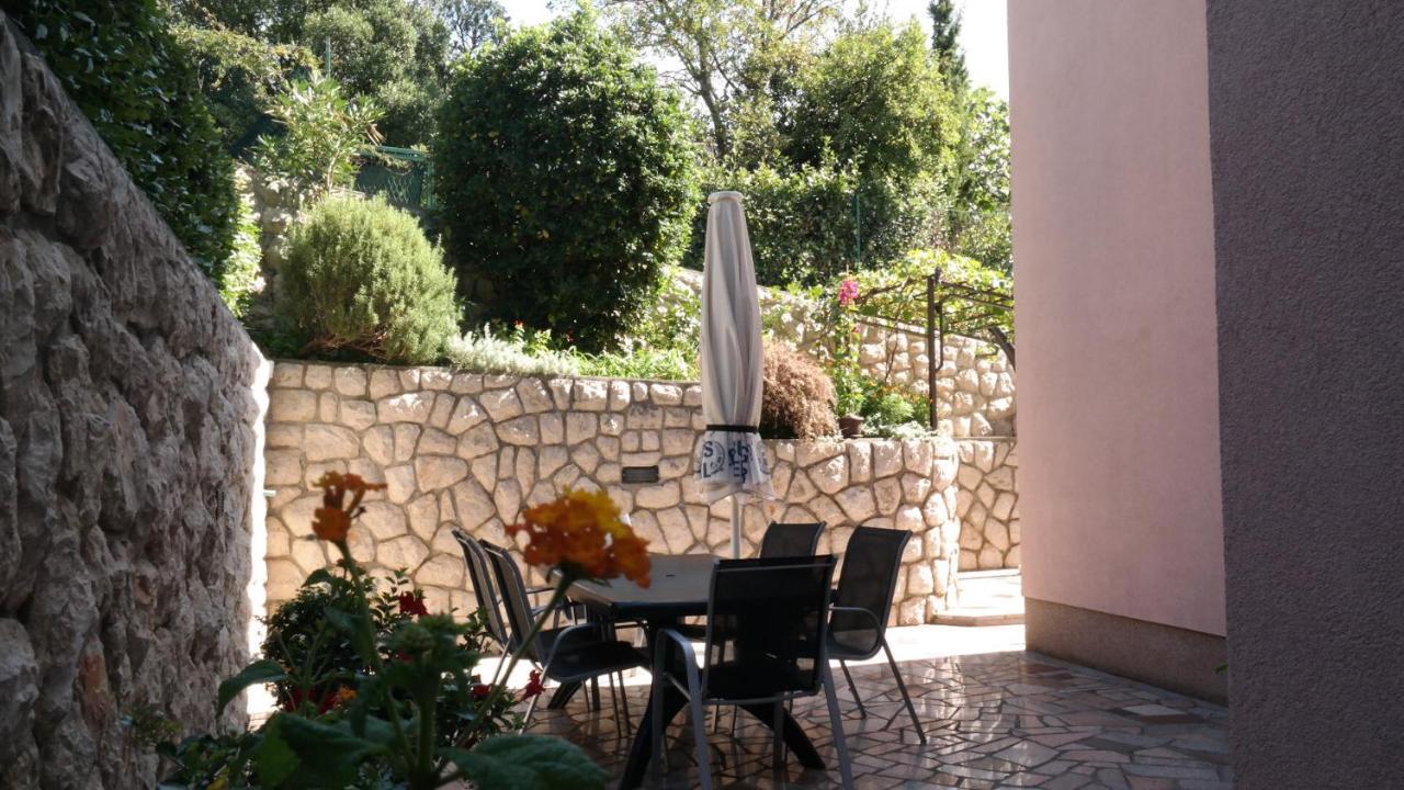 נובי ווינודולסקי Apartmani Lili מראה חיצוני תמונה