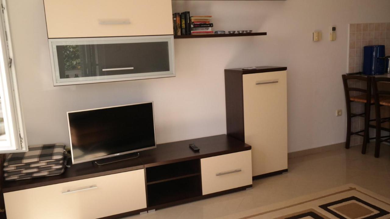 נובי ווינודולסקי Apartmani Lili מראה חיצוני תמונה