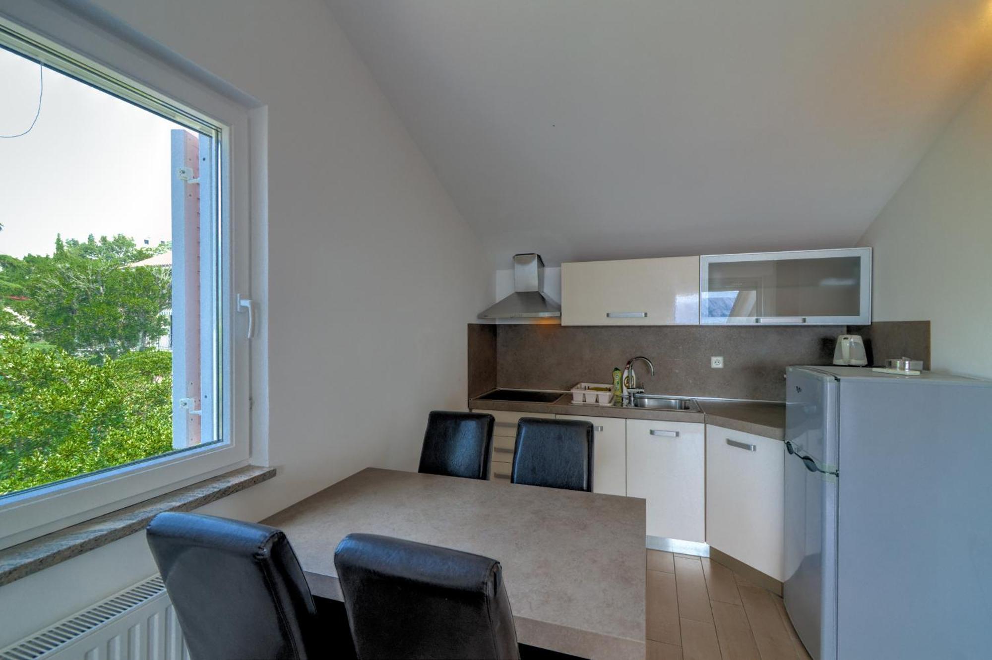 נובי ווינודולסקי Apartmani Lili מראה חיצוני תמונה